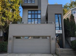 1909 Lake Shore Dr, Michigan City, IN 46360