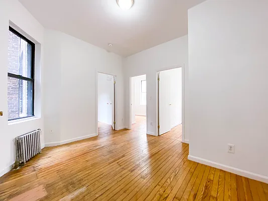 Rented by City Connections Realty | media 16