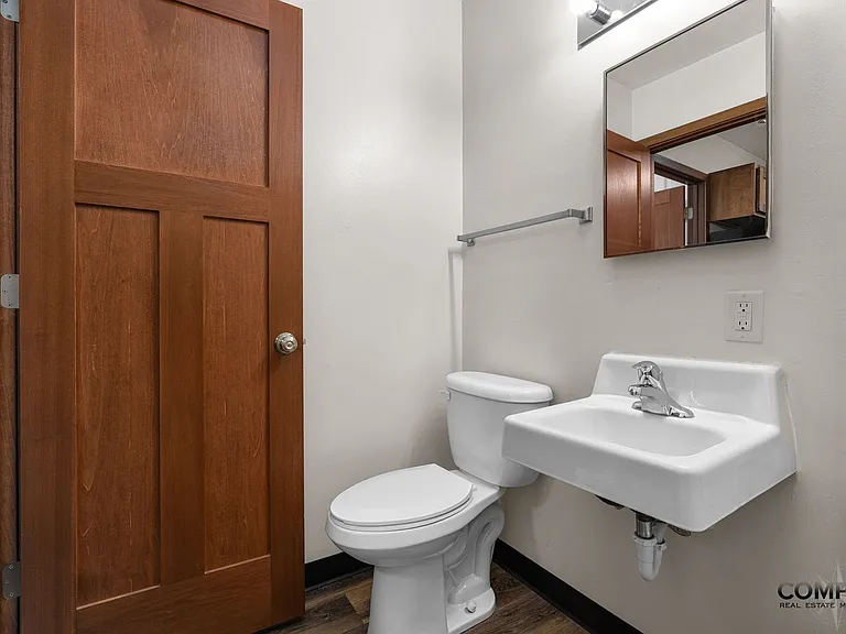 1025 W. MacArthur Avenue — Photo 29