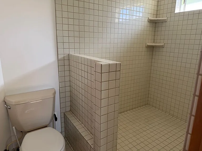 5613 E Hanbury St — Photo 10