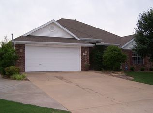 317 Northcrest Ave, Lowell, AR 72745