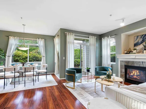 740 241st Ln SE, Sammamish, WA 98074