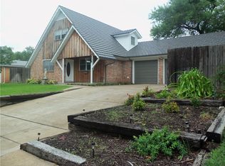 7300 Overhill Rd, Fort Worth, TX 76116