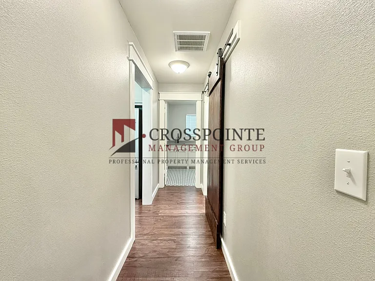 11142 County Road 4103 — Photo 11