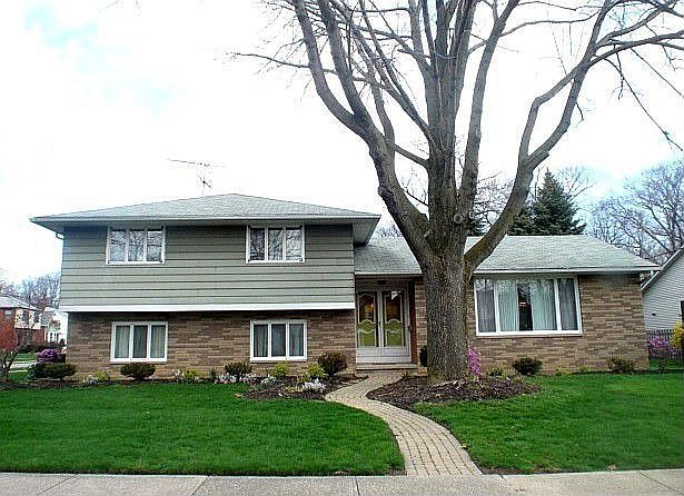 1st image of 25501 Glenbrook Blvd