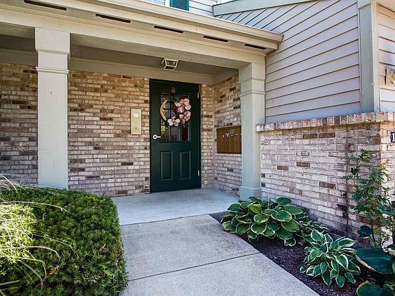3rd image of 1464 Taramore Dr