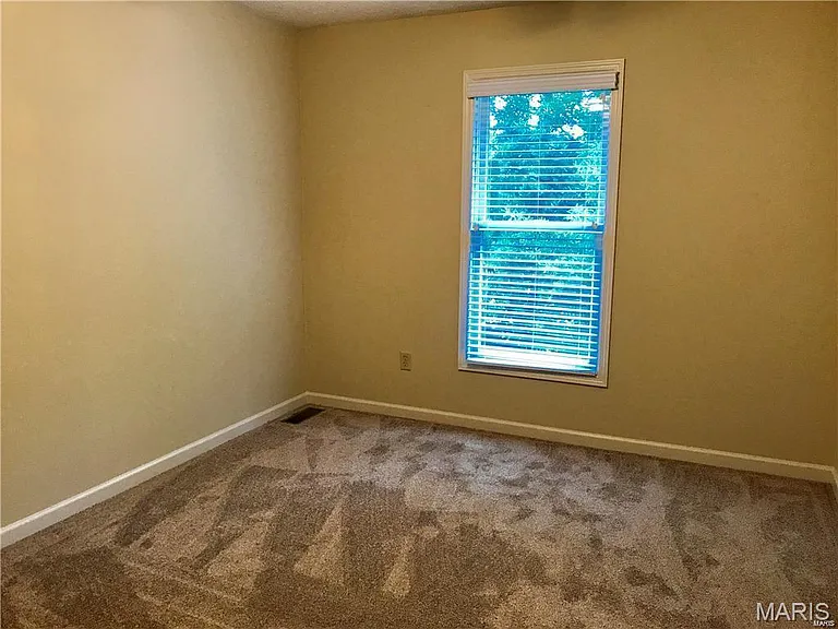 48 Deer Grove Dr — Photo 17