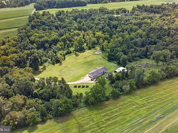 3rd image of 354 Kralltown Rd