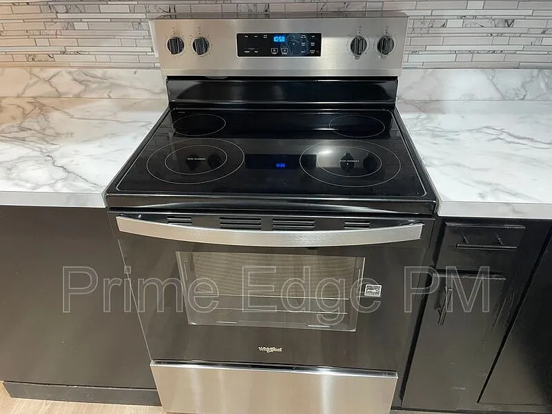 1 bed, 1.0 bath, 795 sqft, $995 — Photo 4