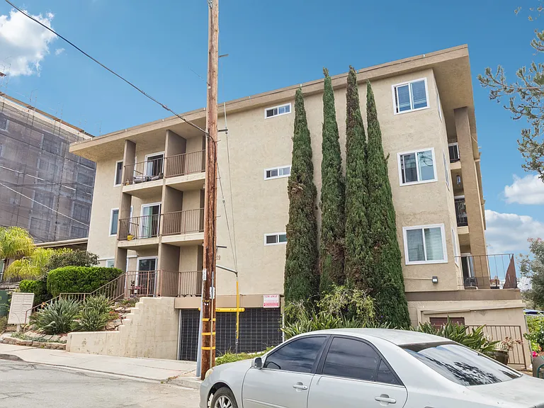 1209 Hueneme St #9 — Photo 29