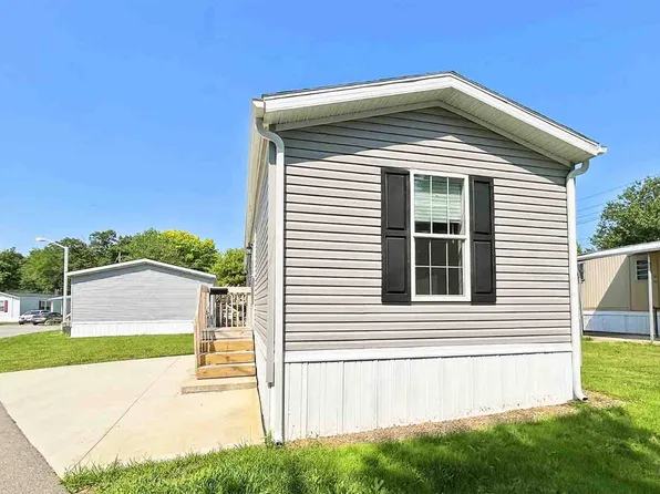 7055 Quarry Rd #48, Amherst, OH 44001