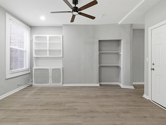 3rd image of 2322 Callow Ave #2