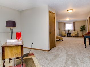 11960 Ilex Cir NW, Coon Rapids, MN 55448