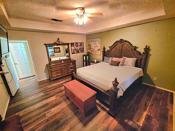 5th image of 3125 Sanger Creek Way