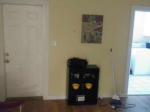 2nd image of 1403 River St