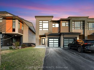 35 Plank St, Ottawa, ON K2V 0M4