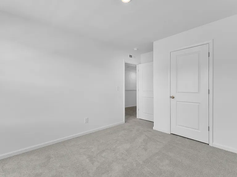 810 Basswood Glen Trl — Photo 38