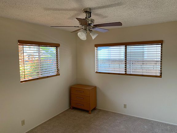 5th image of 149 E Diamond St #A