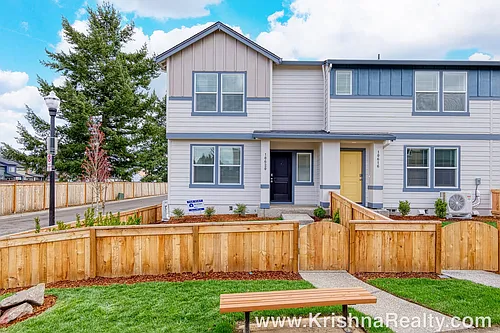 10620 NE 120th Pl Photo 1