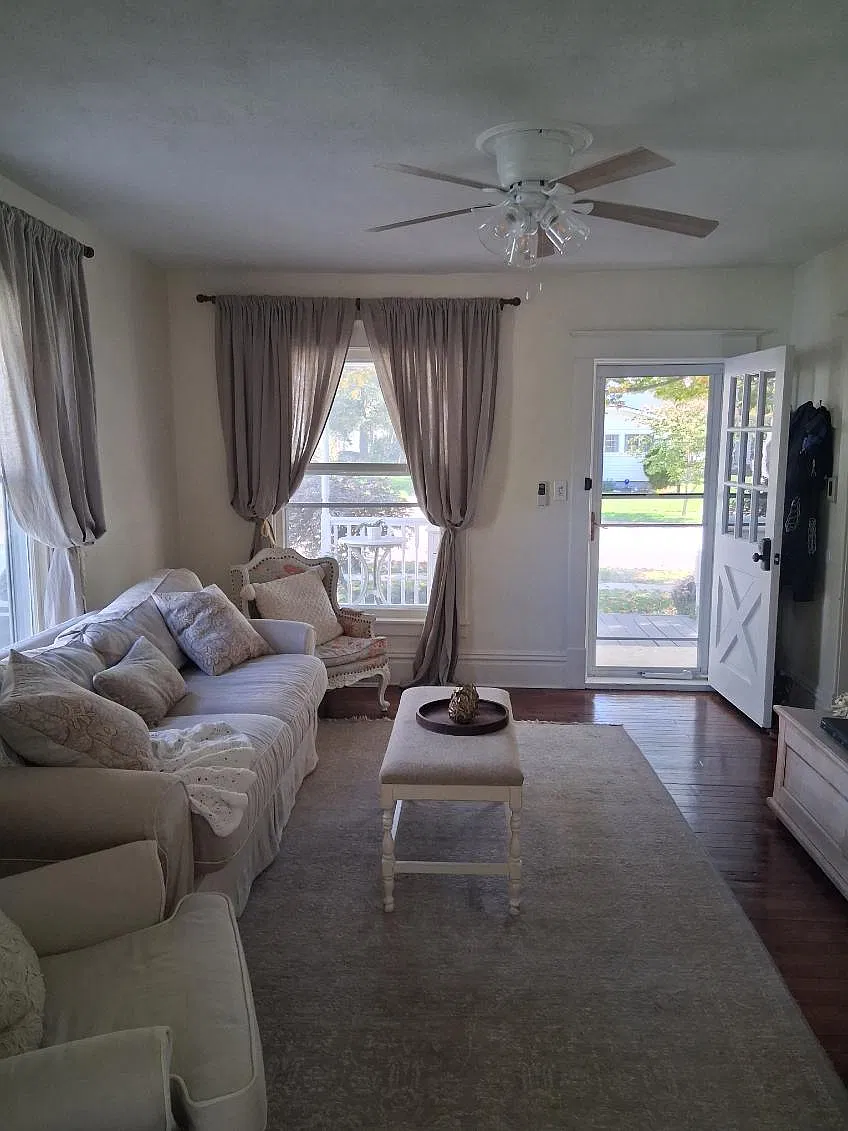3 bed, 1200 sqft, $2,700 — Photo 4