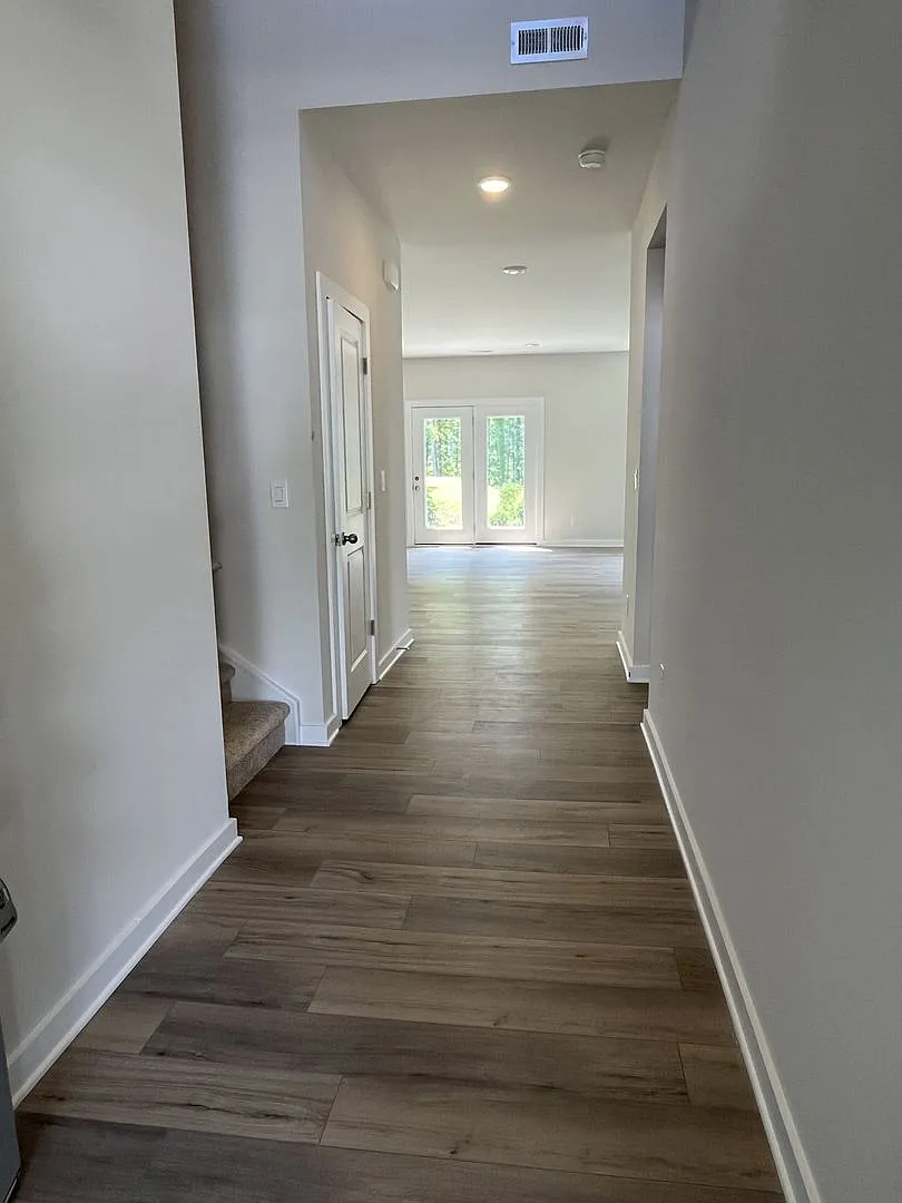 Brand New 4 Bed Concord home with 1 Bed on Main Level! — Photo 3