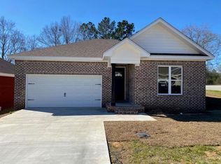 401 Grand Harbor Cir, Dothan, AL 36303