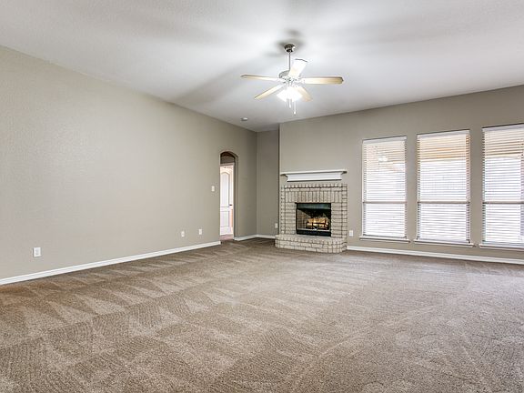 4th image of 3945 Vista Greens Dr