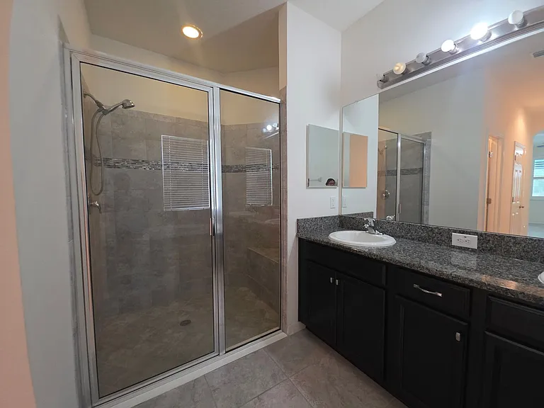 17545 Buckingham Garden Dr — Photo 28
