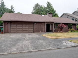 2036 NE 164th Pl, Portland, OR 97230