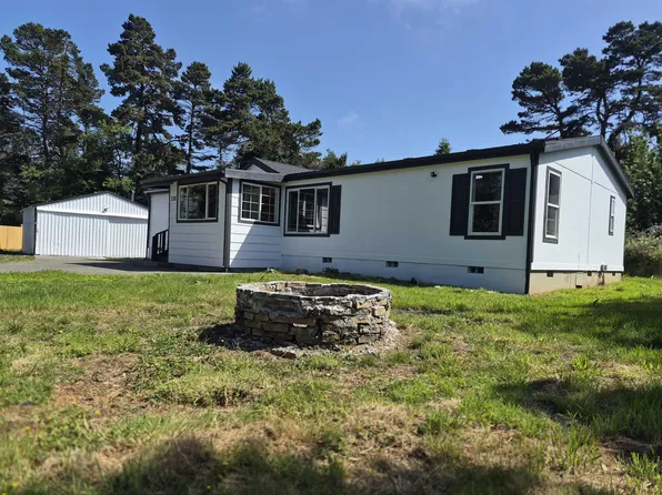 330 Alpine St, Crescent City, CA 95531