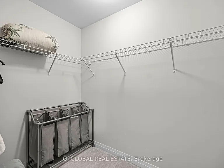 585 Colborne St #1303 — Photo 31