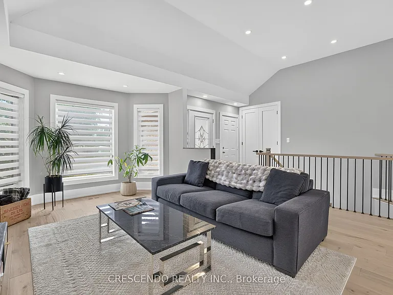 15 Southbury Manor Dr — Photo 13