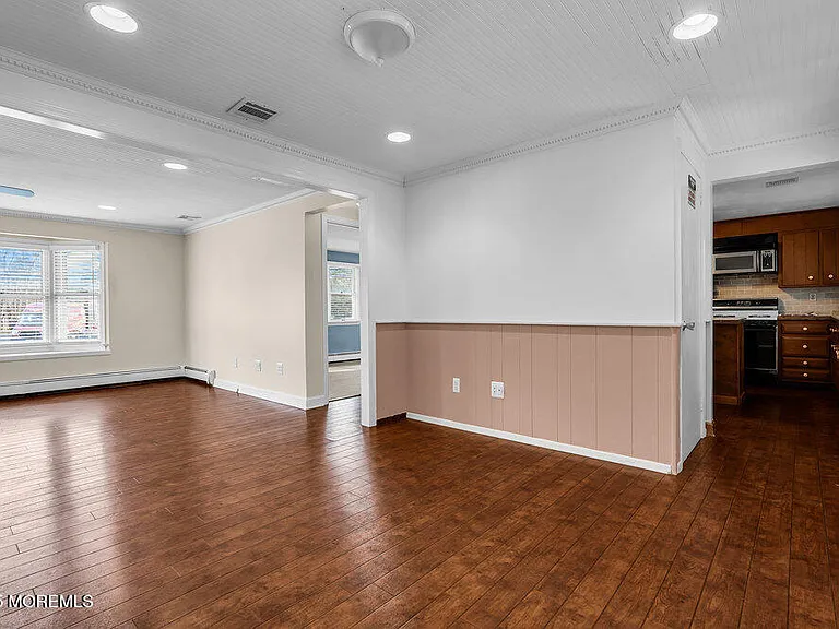 918 Charles Dr — Photo 20