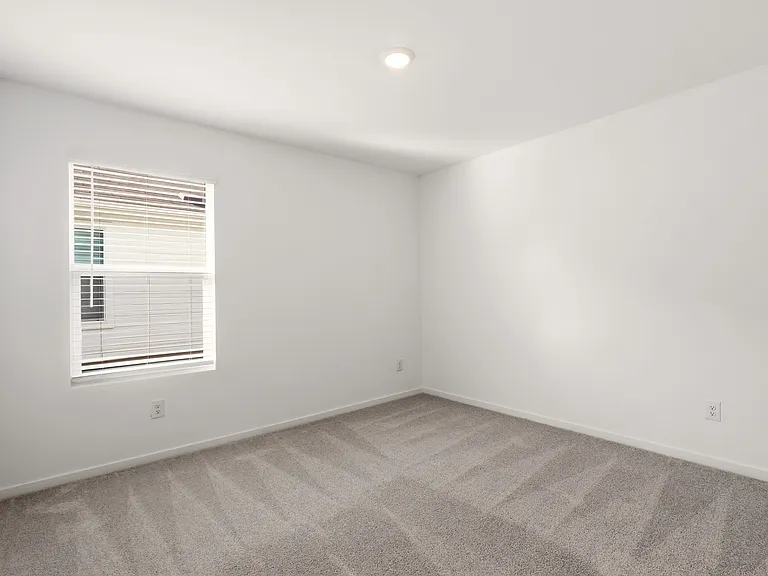 3161 Campeiro Ave — Photo 13