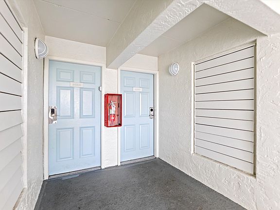 4th image of 2323 Beach Villas #2323