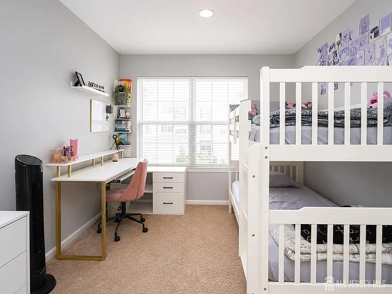 704 Dahlia Cir — Photo 18