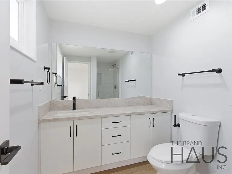 6861 Defiance Dr — Photo 18