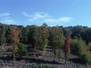 7 Upper Kensington Dr, East Lyme, CT 06333