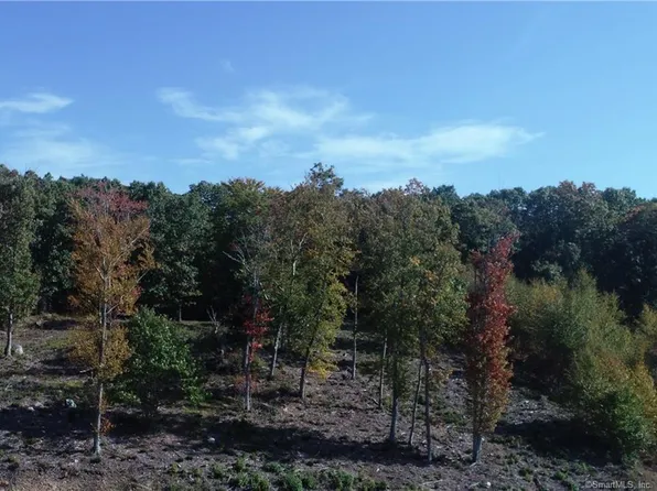 7 Upper Kensington Drive, East Lyme, CT 06333