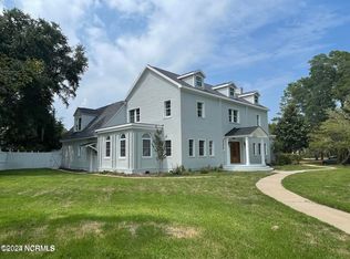 1312 Live Oak Pkwy, Wilmington, NC 28403