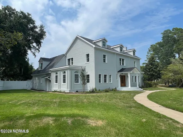 1312 Live Oak Parkway, Wilmington, NC 28403