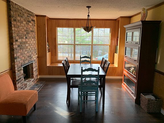 5th image of 10003 Hempshire Dr