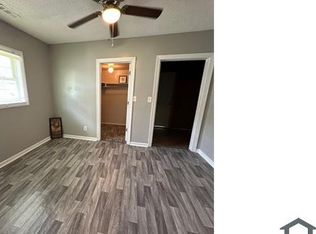 214 N King St, Gastonia, NC 28052