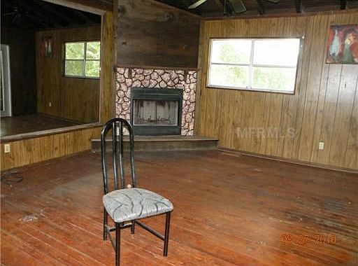 3rd image of 519 Cypress Ave