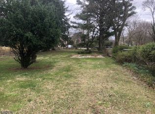 6 Parker Ave, Flemington, NJ 08822