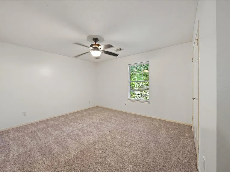 4422 Pine Breeze Dr — Photo 24