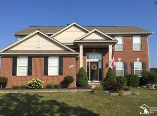27786 Warbler Ct, Flat Rock, MI 48134