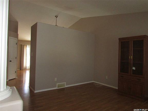 4th image of 4850 Marigold Dr