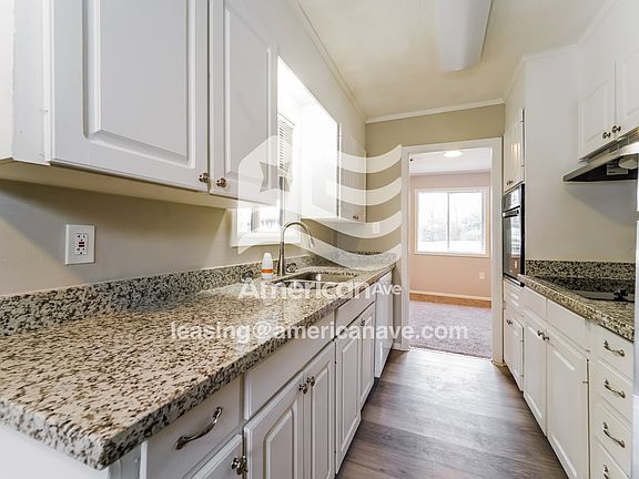 558544_005_wm_-_kitchen_13544115.jpg