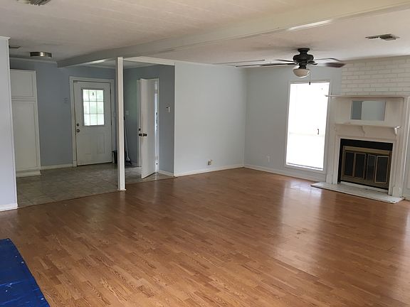 3rd image of 150 Mimosa Pl